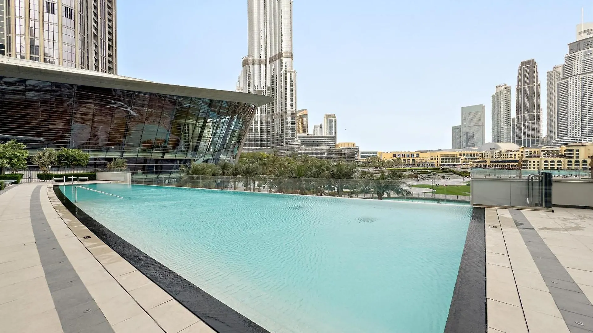 Apartment Ferienwohnung Elegant 1Br In Grande Downtown With Pool Dubai