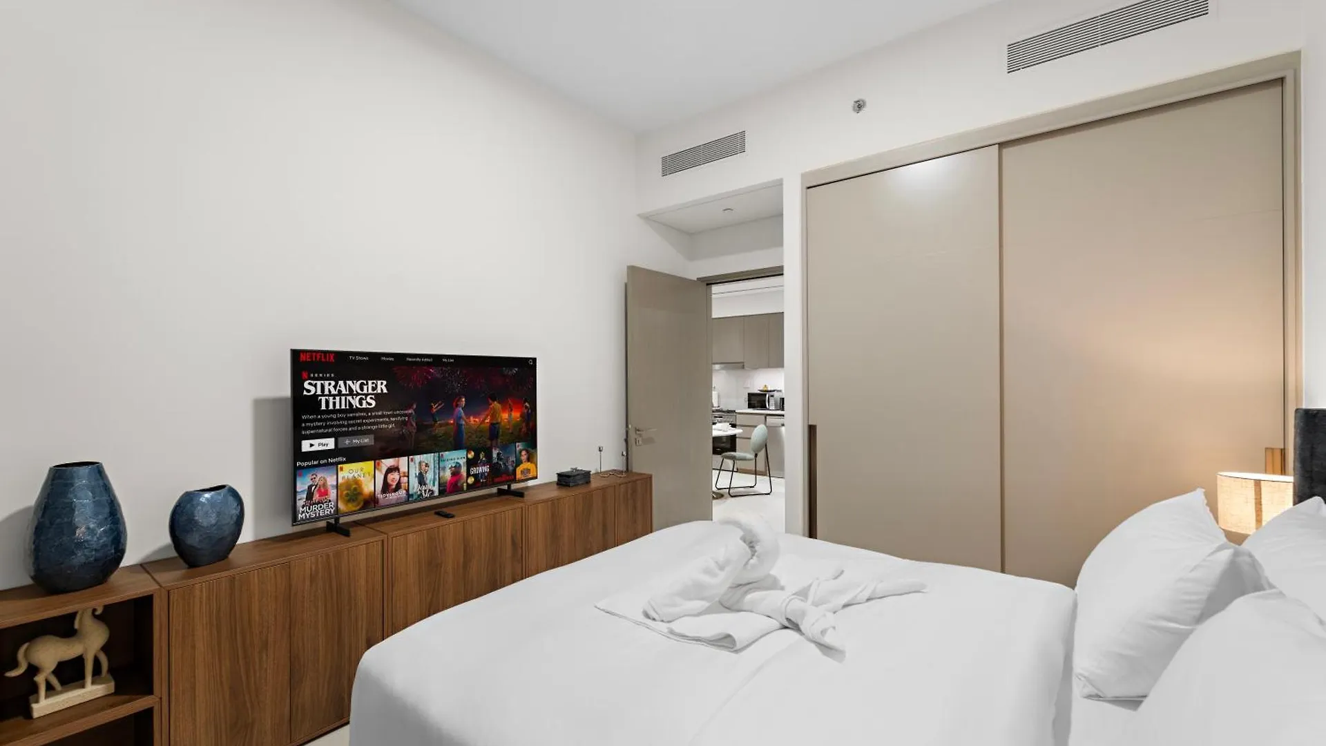 Ferienwohnung Elegant 1Br In Grande Downtown With Pool Dubai Apartment
