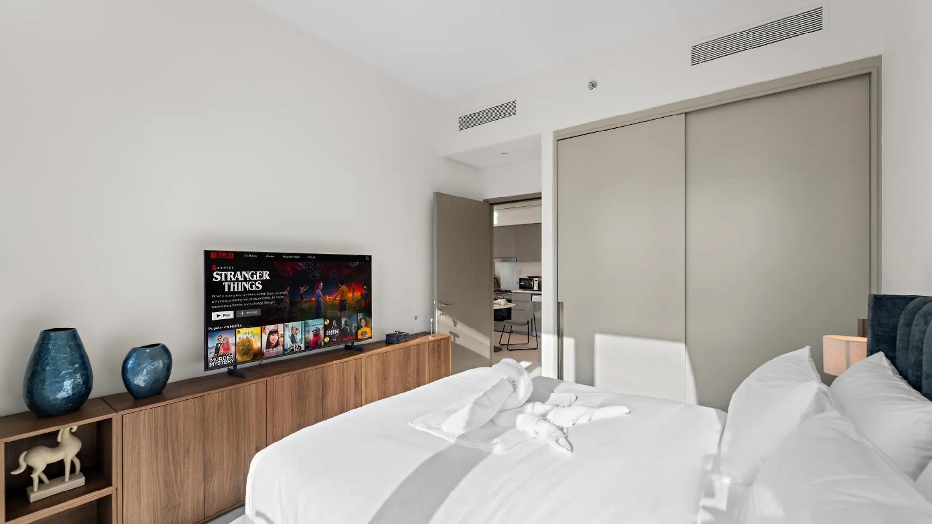 Ferienwohnung Elegant 1Br In Grande Downtown With Pool Dubai Apartment